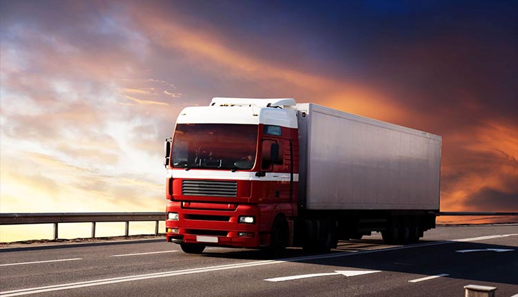 حمل و نقل جاده‌ای یکی از انعطاف‌پذیرترین گزینه‌ها برای صادرات کالا محسوب می‌شود